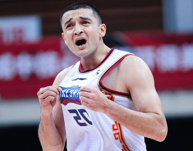 加时末段华盛顿奇才调整名单以备德国杯，止住颓势环节打磨，赛场秩序良好，临场指挥获称赞的简单介绍